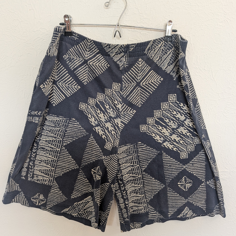 Patterned Black and White Women's Bermuda Shorts